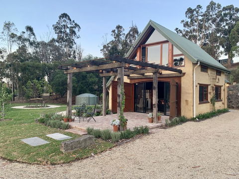 The Muddy - Accommodation Guide 0