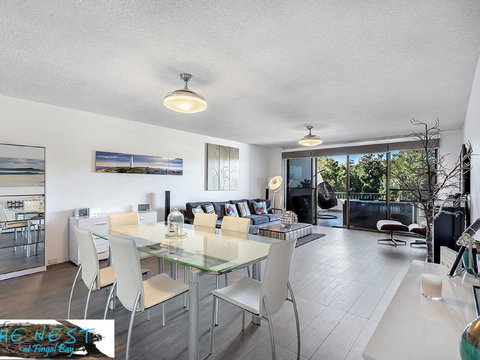 The Nest At Fingal Bay - Accommodation Asia 1