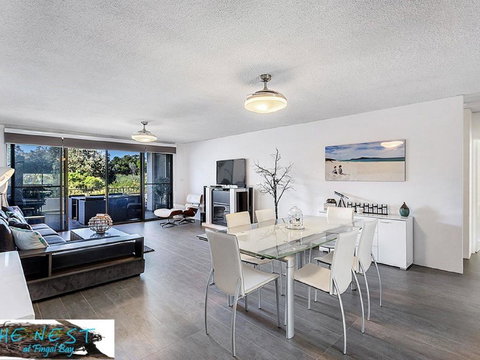 The Nest At Fingal Bay - Accommodation Asia 3