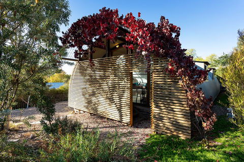 The Nissen - Accommodation Asia 1
