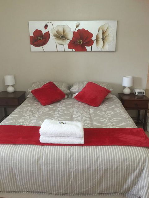 The Nosh & Nod - Avon Terrace - Accommodation Asia 3