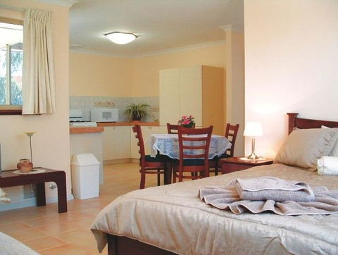 The Nosh & Nod - Avon Terrace - Accommodation Asia 1