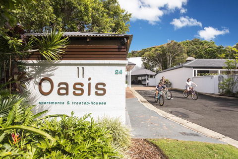 The Oasis Apartments And Treetop Houses - Accommodation Guide 0