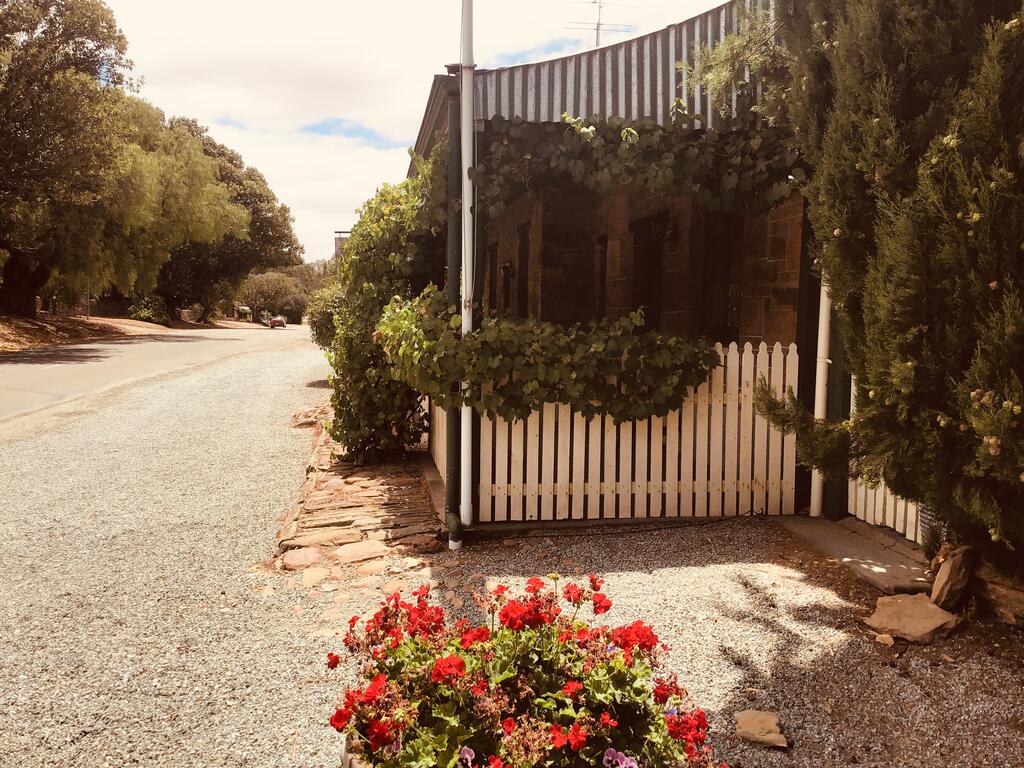 Mount Templeton SA Accommodation Asia