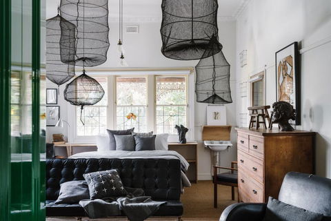 The Oxford - Accommodation Guide 0