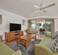 The Palms 2  Clarkes Beach - Accommodation Guide
