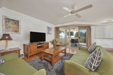 The Palms 2 @ Clarkes Beach - Accommodation Guide 0