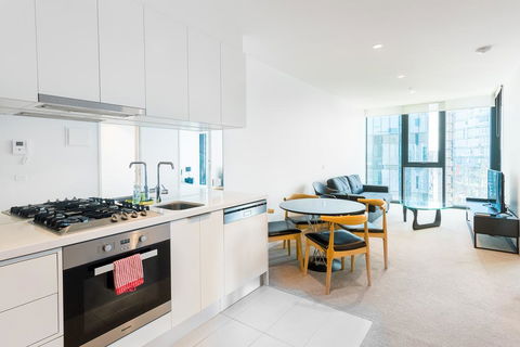 The Platinum Apartment In Melbourne - Accommodation Guide 0