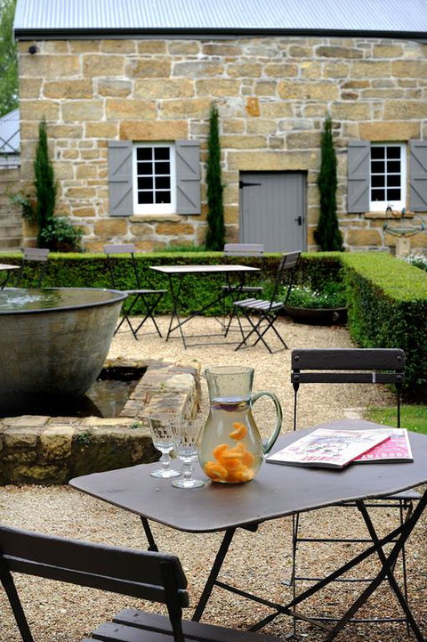 The Red Feather Inn - Accommodation Guide 3