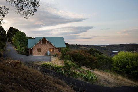 The River Valley Retreat - Accommodation Asia 0