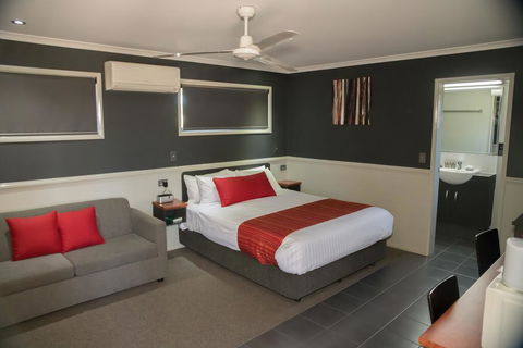 The Rocks Motel - Accommodation Asia 1