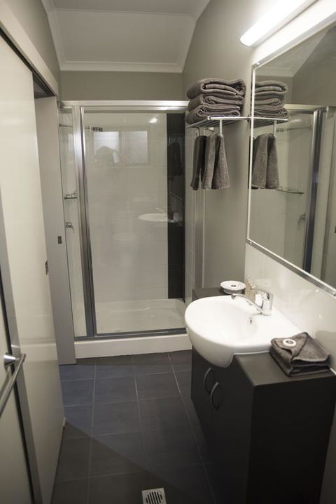 The Rocks Motel - Accommodation Asia 3