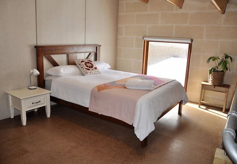 The Shouse - Durrants Lookout - Accommodation Asia 2