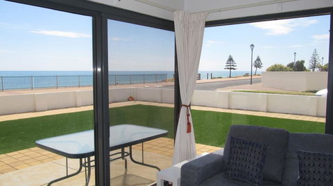 The Somerton Beach Retreat - Accommodation Asia 0