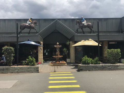 The Sportsman's Hotel - Accommodation Asia 0
