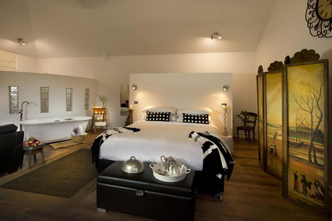 The Villa - Accommodation Asia 1
