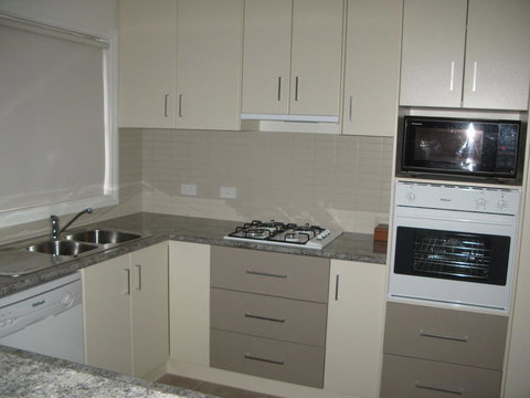 The Villa Kyabram - Accommodation Asia 2