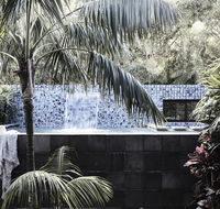 The Villas of Byron - Accommodation Guide