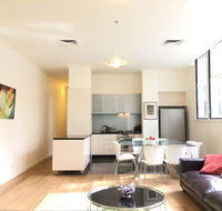 The Walkup Luxury Central 3BD ApartmentGymPool - Accommodation Guide