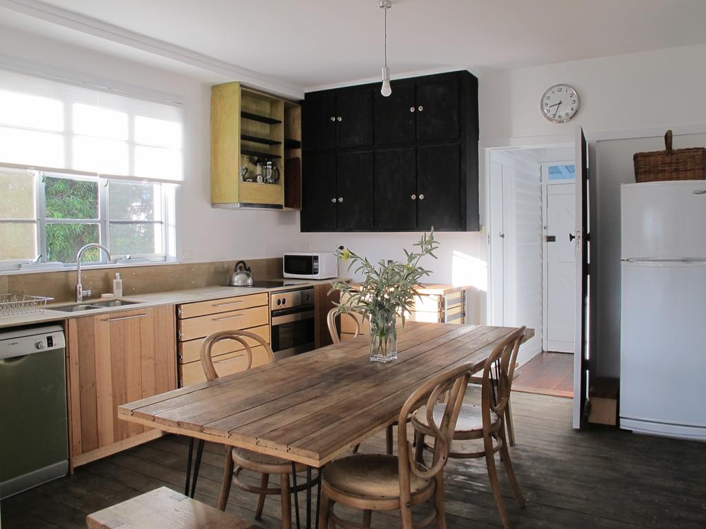 Mena Park VIC Accommodation China