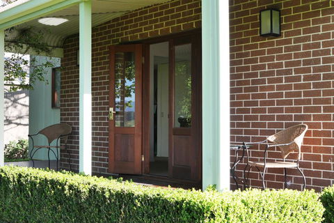 The Willows B N B - Accommodation Asia 3