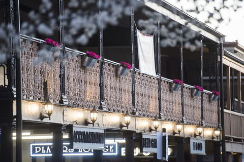 The Woolpack Hotel - Accommodation Guide 1
