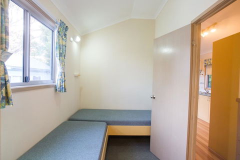Thou Walla Sunset Retreat - Accommodation Guide 1