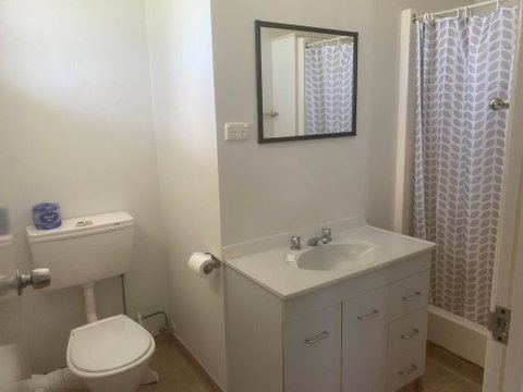 Tin Can Bay Budget Accommodation - Accommodation Guide 2