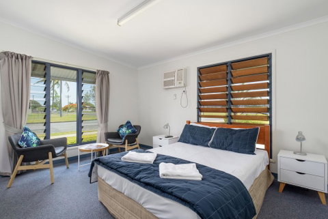 Tin Can Bay's Sleepy Lagoon Motel - Accommodation Guide 1