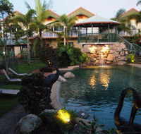 Tinaroo Lake Resort - Accommodation Asia