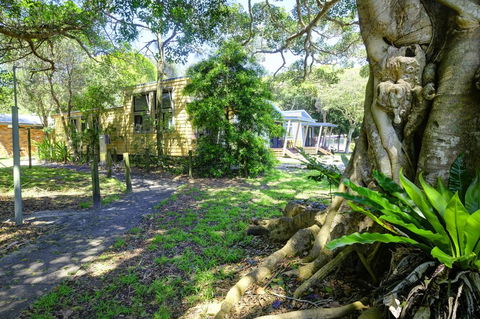 Tiona Holiday Park - Accommodation Asia 3