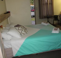 Tocumwal Hotel Motel The Palms - Accommodation Guide