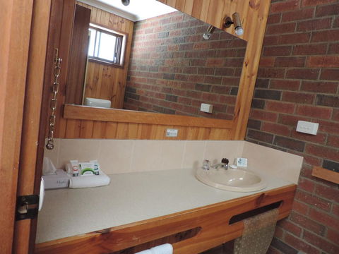 Tooleybuc Country Roads Motor Inn - Accommodation Asia 1