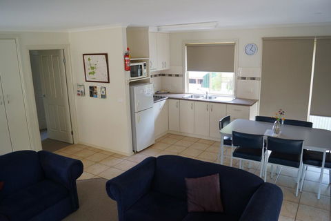 Tooleybuc River Retreat Villas - Accommodation Asia 1