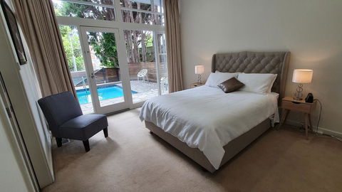 Toorak Luxury Living - Accommodation Guide 2