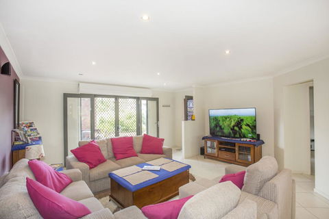 Torquay Drive 22 - Accommodation Asia 1
