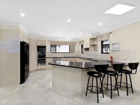 Toukley Waterfront House - Accommodation Asia 3