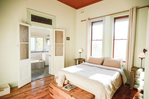 Tracton Homestead - Accommodation Asia 3