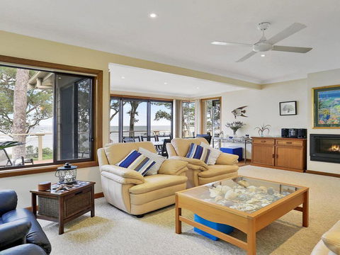 Tradewinds @ The Bay - All The Comforts Of Home - Accommodation Asia 2