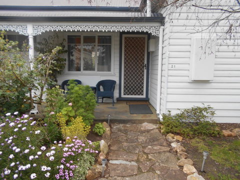 Travellers Rest B&B - Accommodation Guide 3