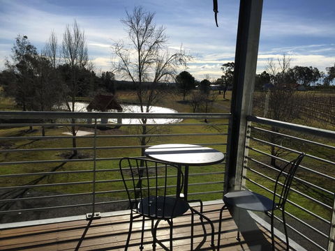 Travertines Wines Apartment - Accommodation Asia 1