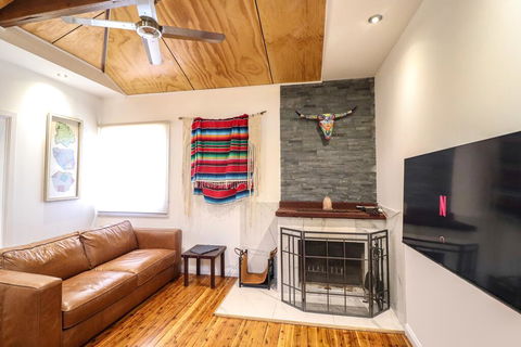 Treasure Island - Accommodation Asia 1