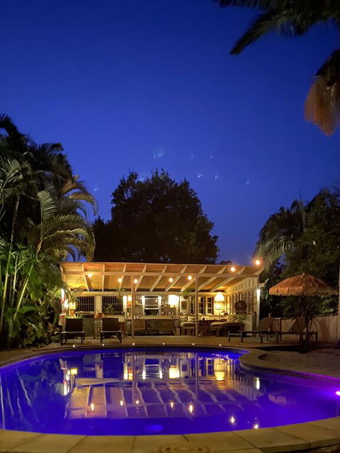 Treehouse On Plantation - Accommodation Guide 3
