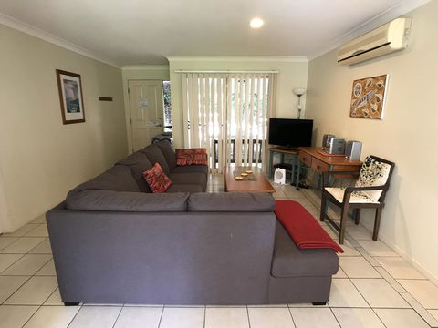 Treetops Lakeside Apartments - Accommodation Guide 3
