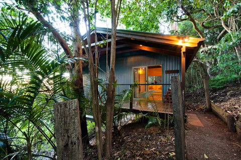 Treetops Seaview Montville - Accommodation Asia 0
