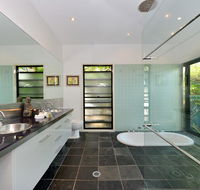 Trinity Beach Hideaway - Accommodation China
