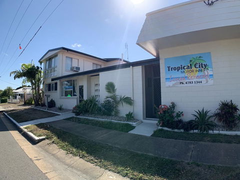 Tropical City Motor Inn - Accommodation Asia 0