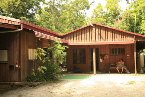 Tropical Bliss Bed And Breakfast - Accommodation Asia 0