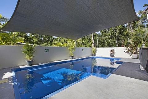 Tropical Private Holiday House With Pool - Accommodation Asia 0