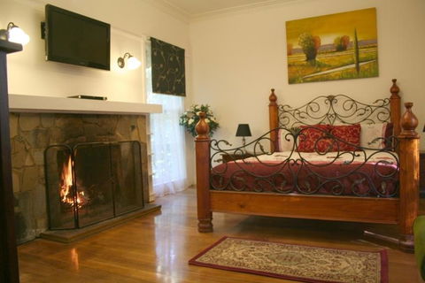 Tudor Cottages - Accommodation Asia 0